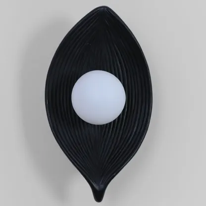 Chic Modern Mini Resin Leaf Wall Sconce for Bedroom Decor