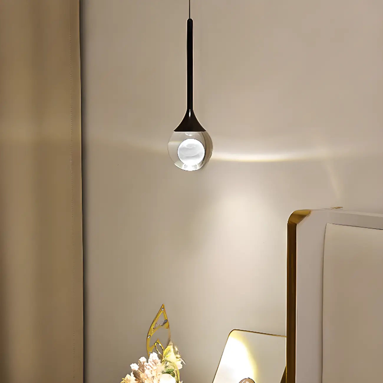 Minimalist Clear Crystal Globe Metal Pendant Light Image - 5 | homeyfad