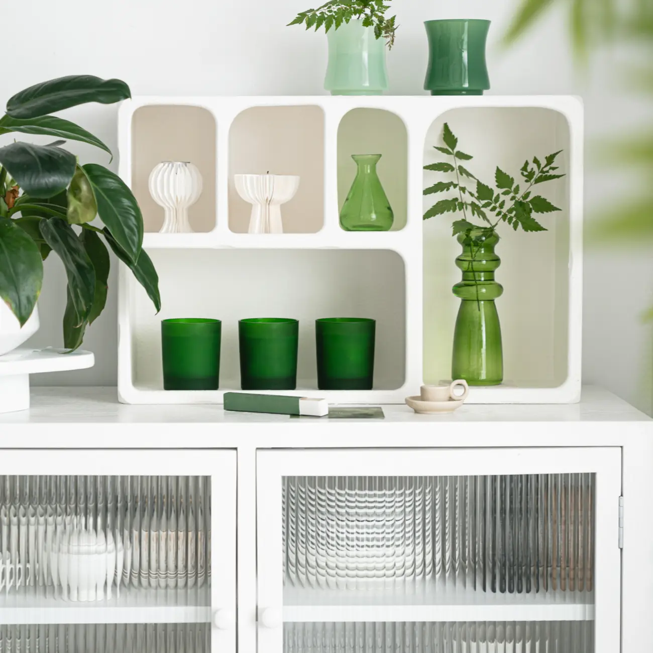 White Wooden Dining Hutch Display Cabinet with Shelves Image - 1 | homeyfad