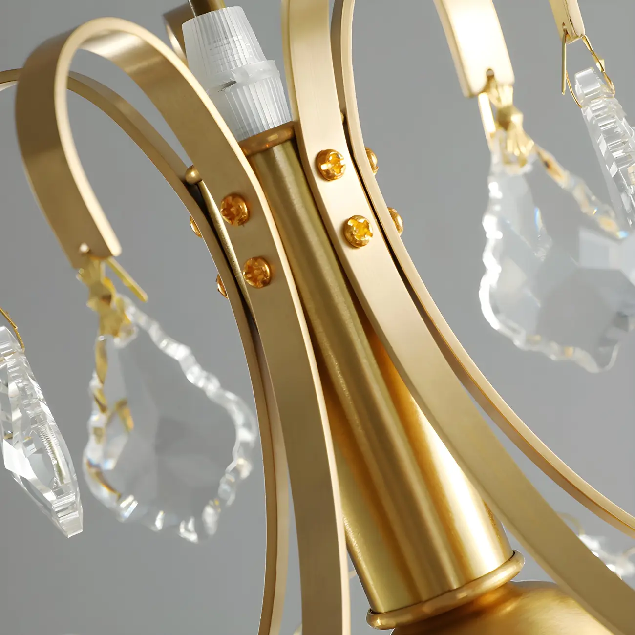 Luxury Gold Crystal Accent Pendant Light Image - 4 | homeyfad