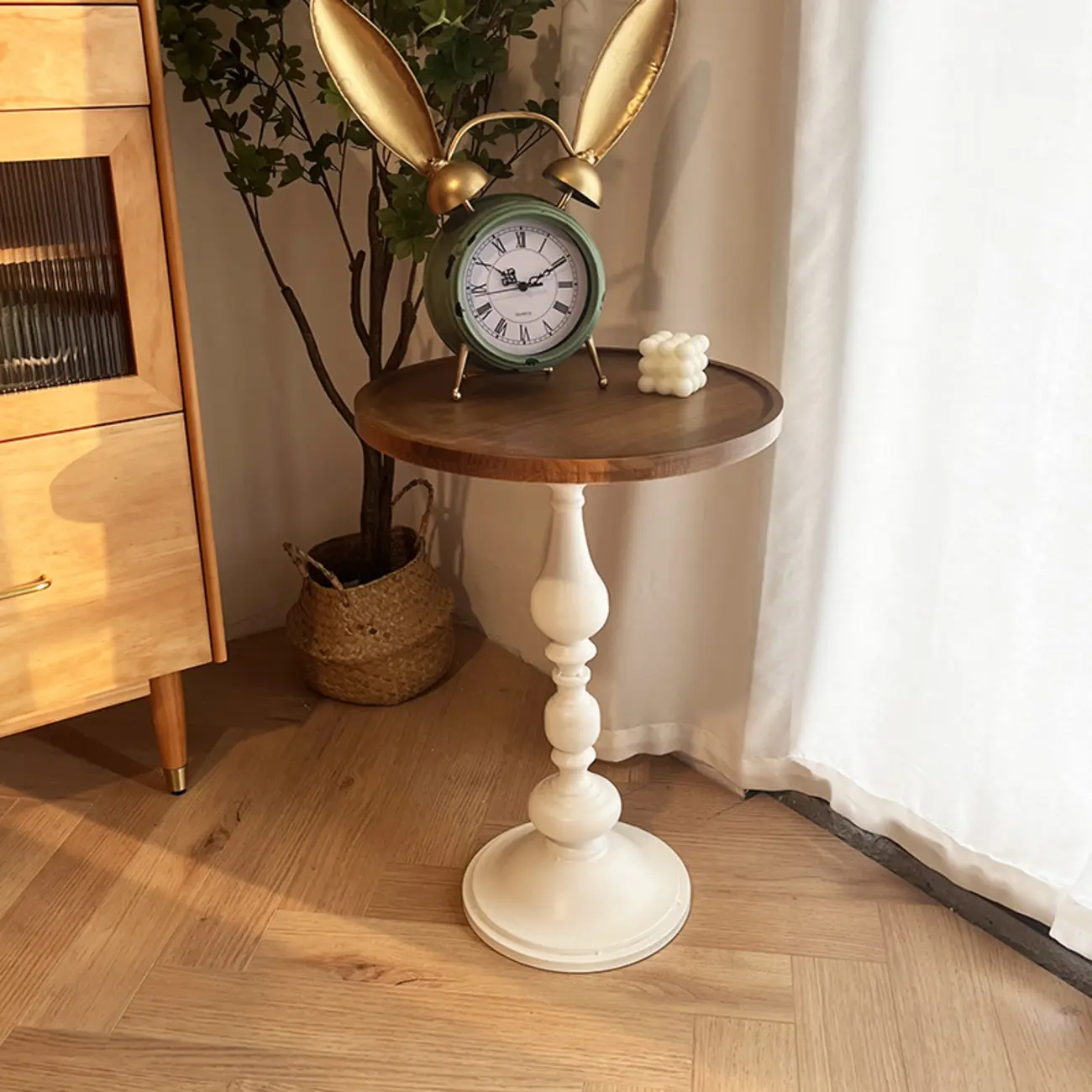 Classic Brown-White Wood Round Pedestal Chairside Table Image - 1 | homeyfad