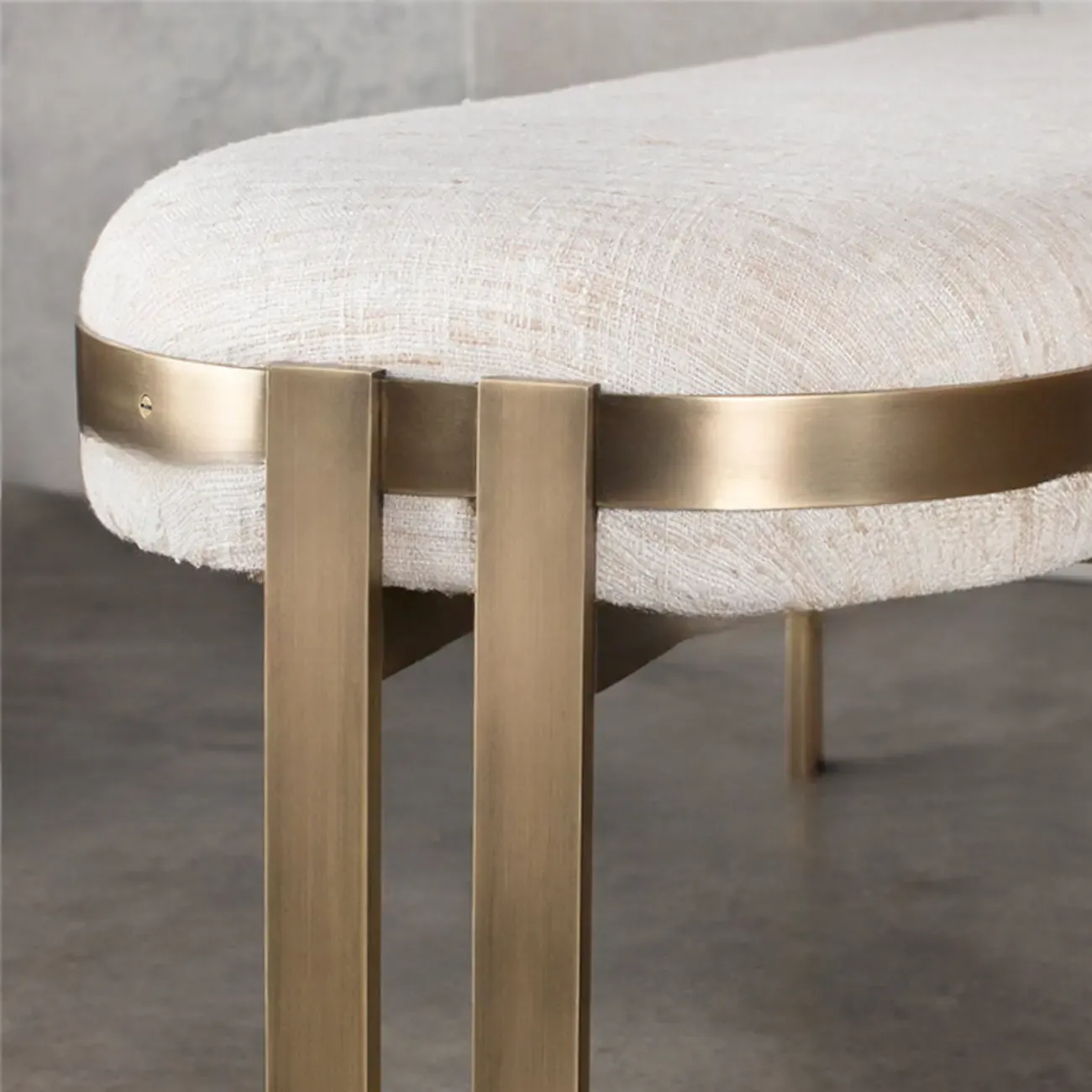 Comfort Beige Oval Metal Upholstered Entryway Bench Image - 5