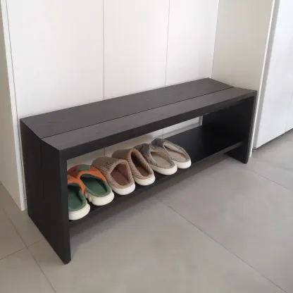 Scandinavian Solid Wood Curved Entryway Bench in Black Image - 1