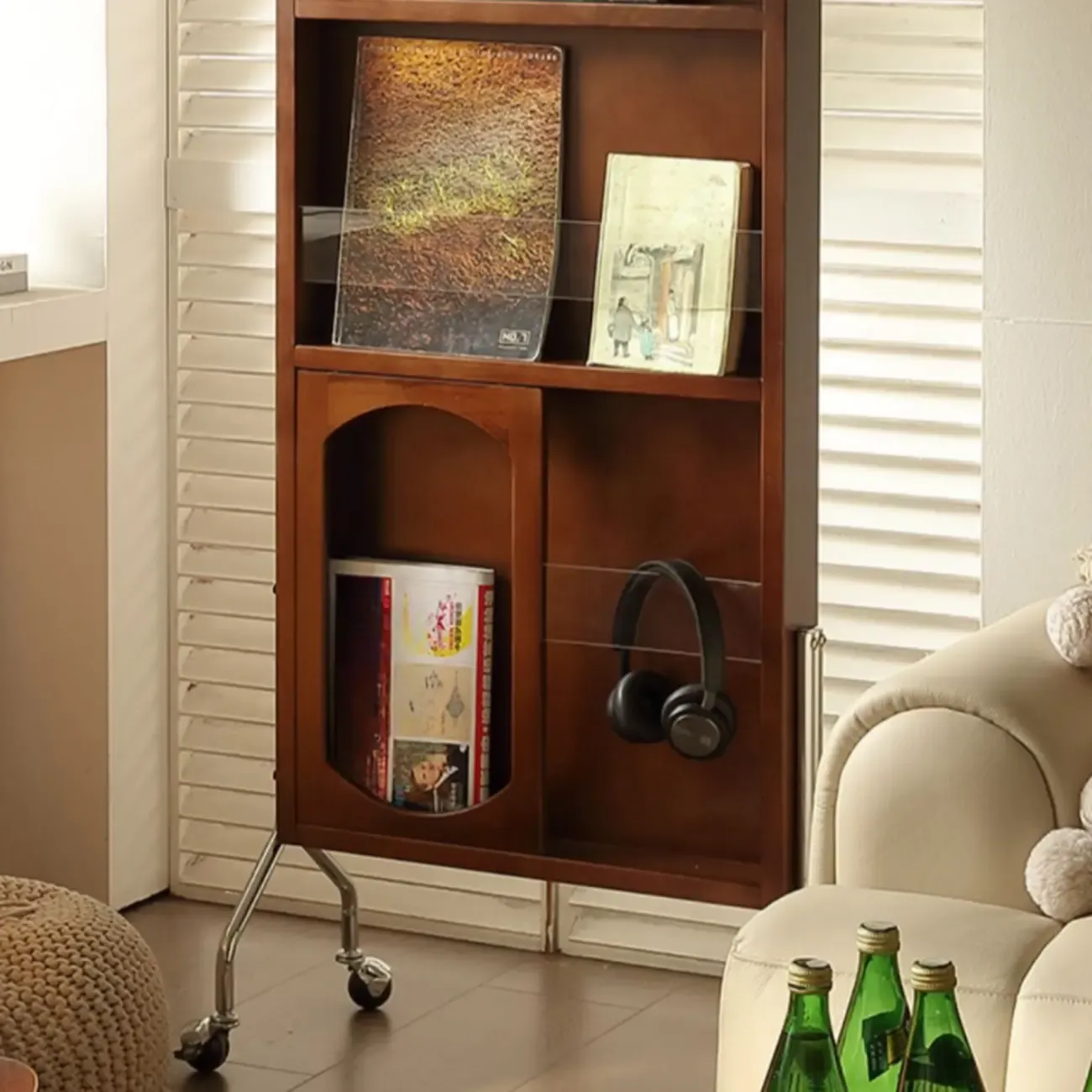 Vertical Wooden Closed Back 5-Shelf Mobile Bookcase Image - 9