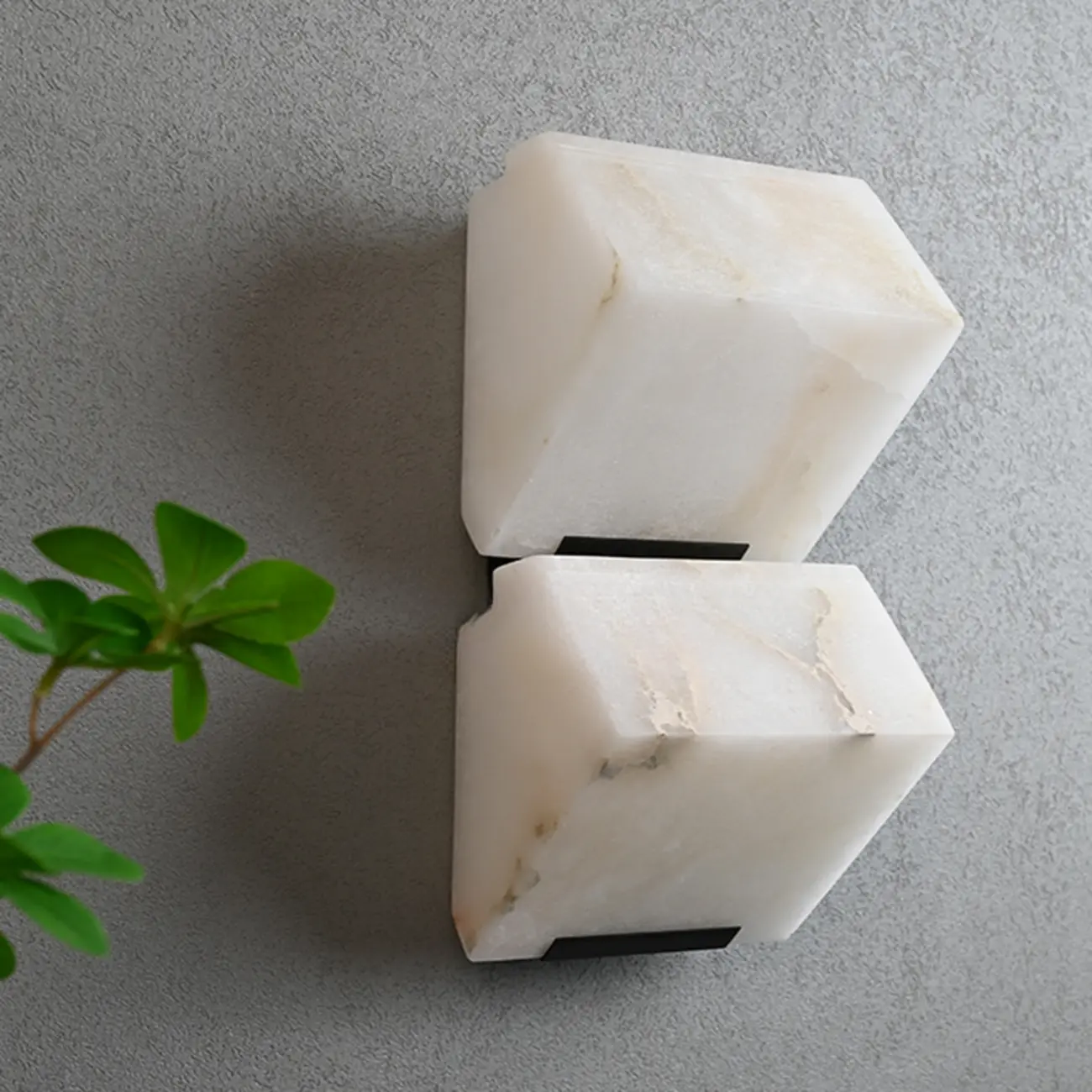 3-Light Geometric Metal Stone Shade Wall Sconce Image - 3 | homeyfad