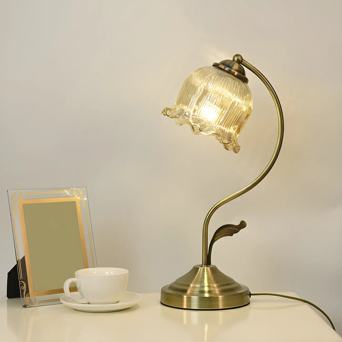 Flower Shape Amber Kids Lamp LED for Bedroom Image - 3 | homeyfad