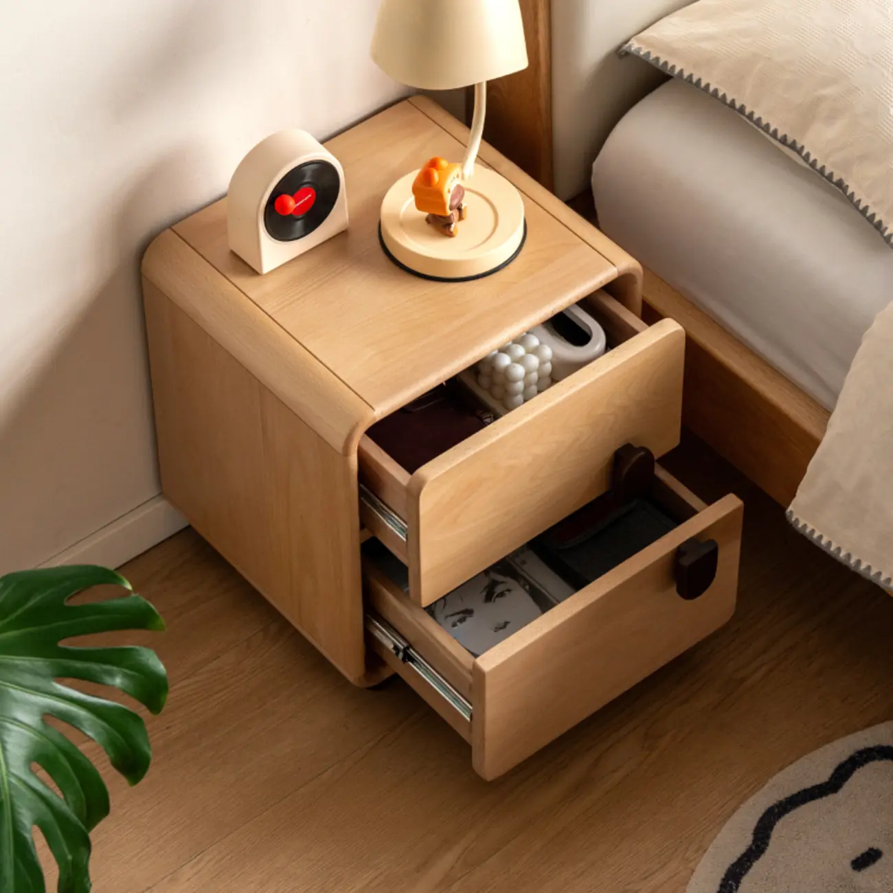 Cubic Modern 2-Drawer Wood Small Nightstand Image - 2 | homeyfad
