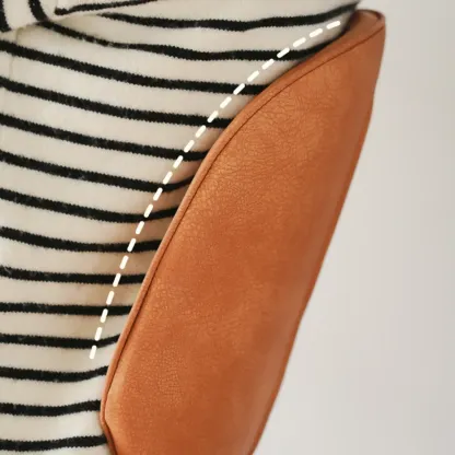 Saddle Leather Curved Back Kitchen Bar Stools with Footrest Image - 5