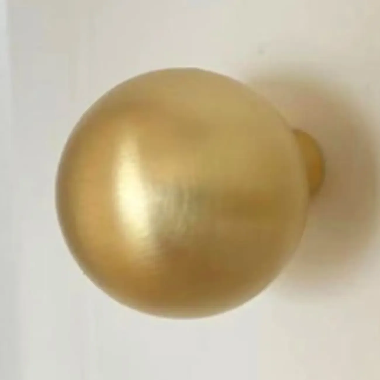 Simple Contemporary Metal 3-Shelf Buffet Cabinet Image - 9