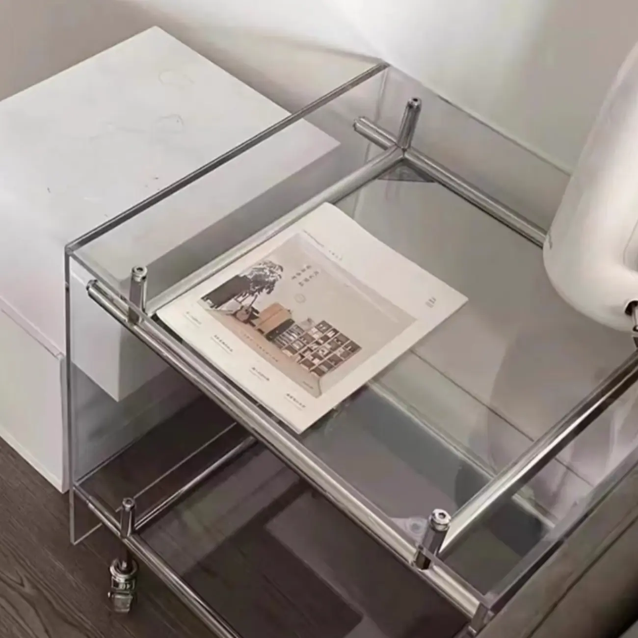 Stylish Clear Acrylic 360° Rolling Cubic Side Table Image - 11 | homeyfad