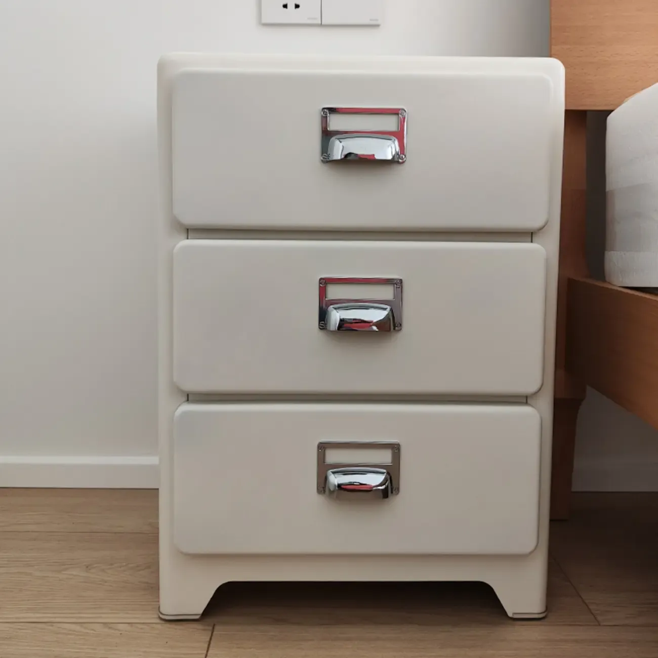 Scandinavian 3 Drawers Wood Nightstand with Legs Image - 4