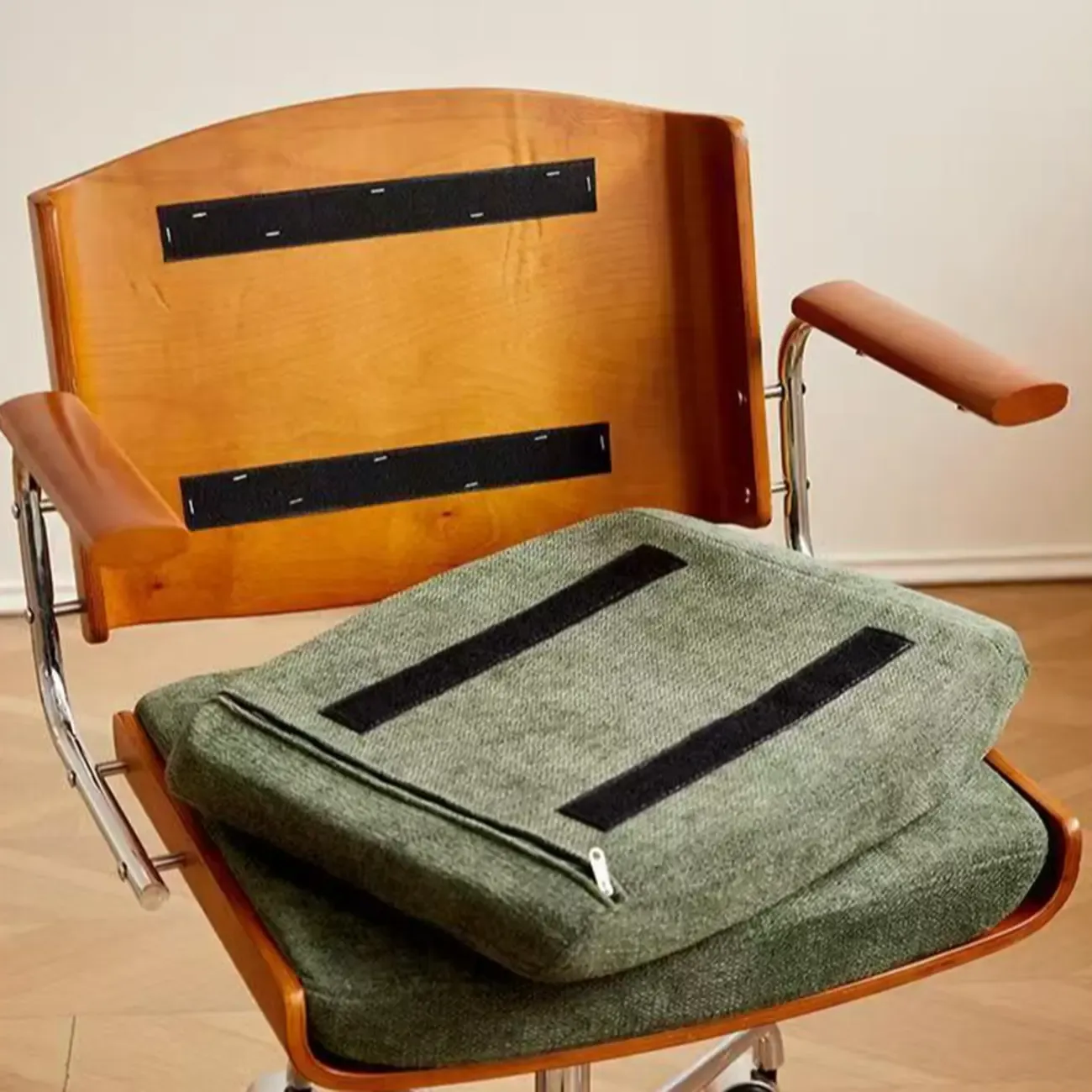 Modern Green Fabric Ergonomic Swivel Office Chair Image - 7