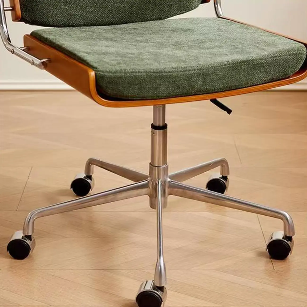 Modern Green Fabric Ergonomic Swivel Office Chair Image - 8 | homeyfad