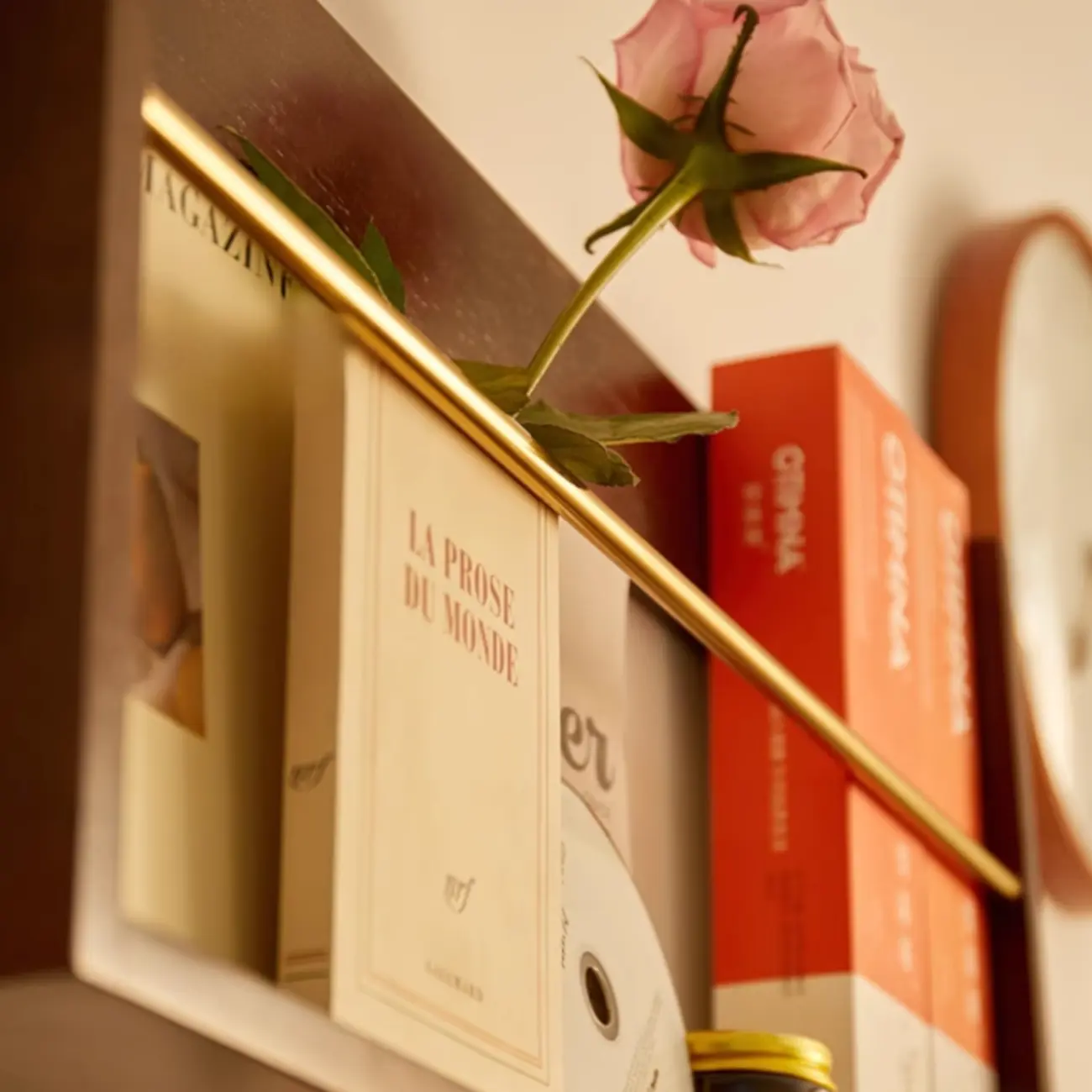 Mid Century Modern Wall Mounted Vinyl Record Display Shelf Image - 10 | homeyfad