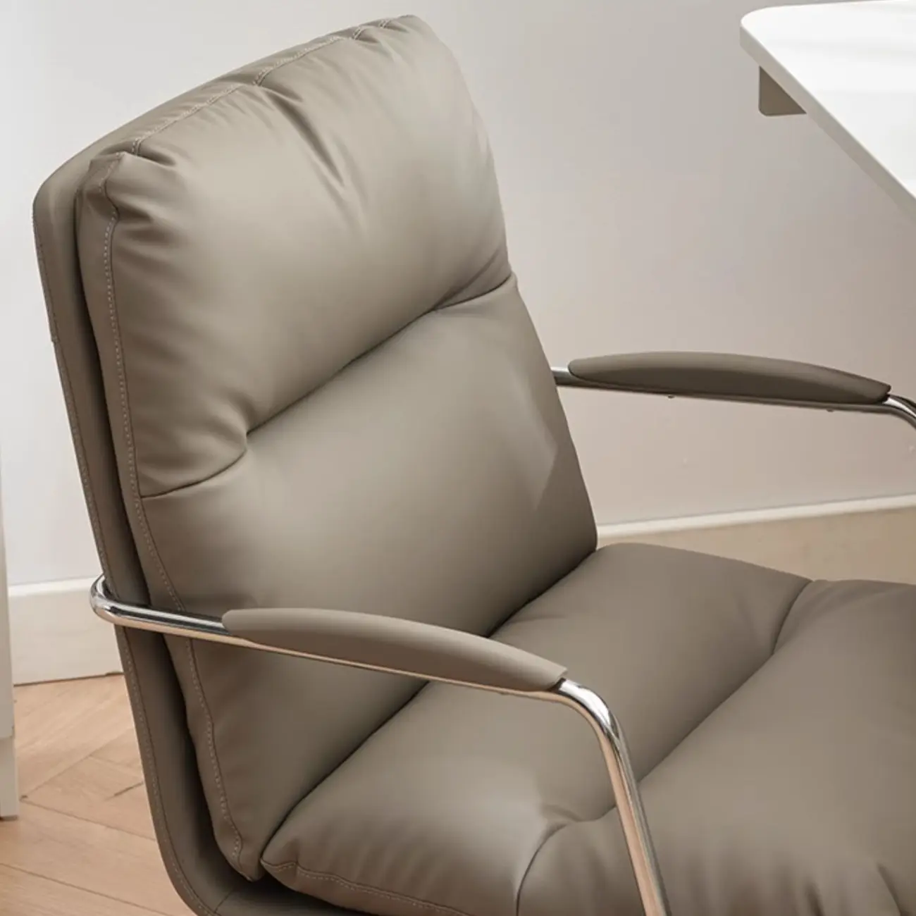 Modern Leather Mid-Back Ergonomic Swivel Office Chair Image - 10 | homeyfad