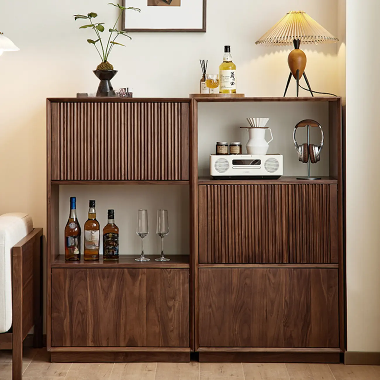 Solid Wood Modern Open Back Horizontal Bookcase With Storage Image - 2 | homeyfad