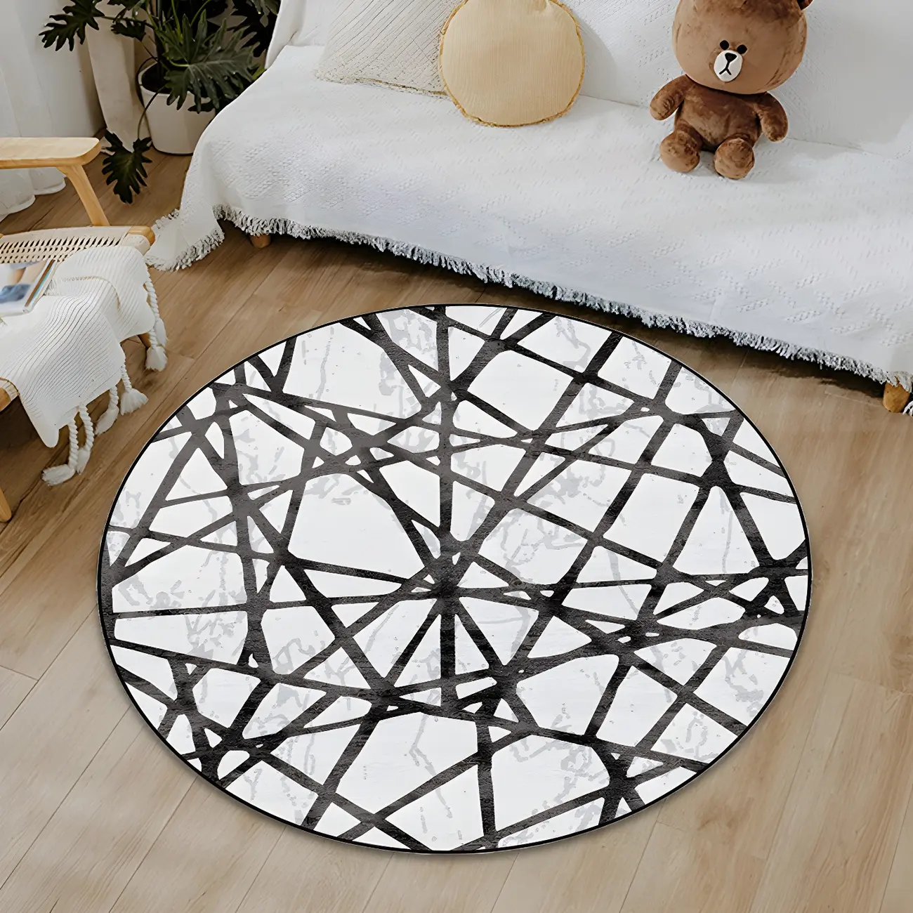 Modern Black-White Geometric Round Area Rug for Living Room Image - 1 | homeyfad