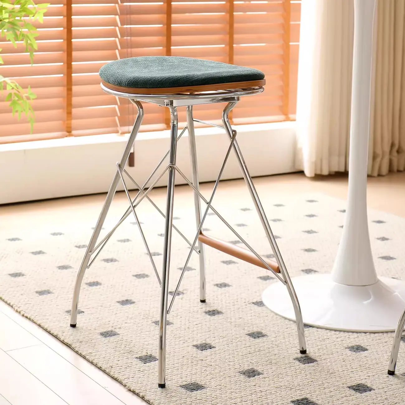 Mid Century Modern Fabric Backless Bar Stools With Footrest Image - 3 | homeyfad