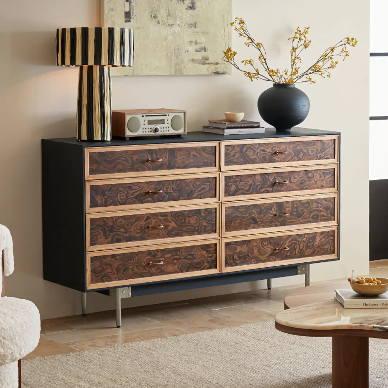 Modern Horizontal 8-drawer Red Oak Wood Dresser with Legs Image - 2 | homeyfad