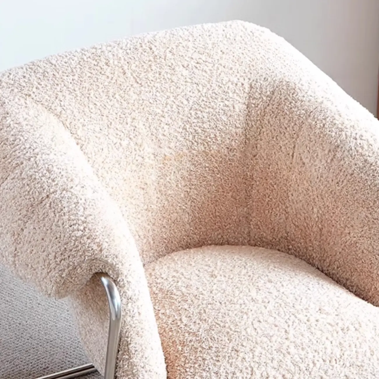 Simple Modern Sherpa Accent Chair with Arms Image - 8 | homeyfad