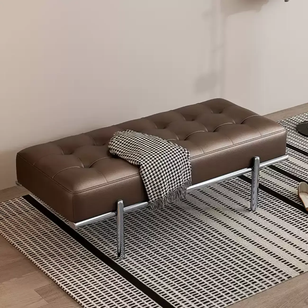 Modern Leather Upholstered Tufted Bedroom Bench Image - 1