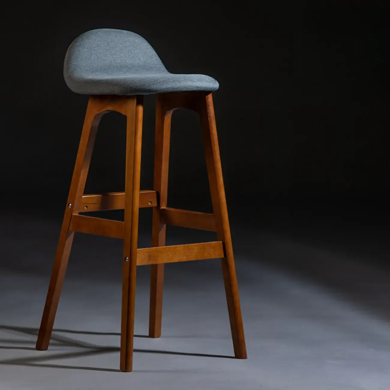 Bar Height Footrest Leather Low Back Wood Bar Stools Image - 13