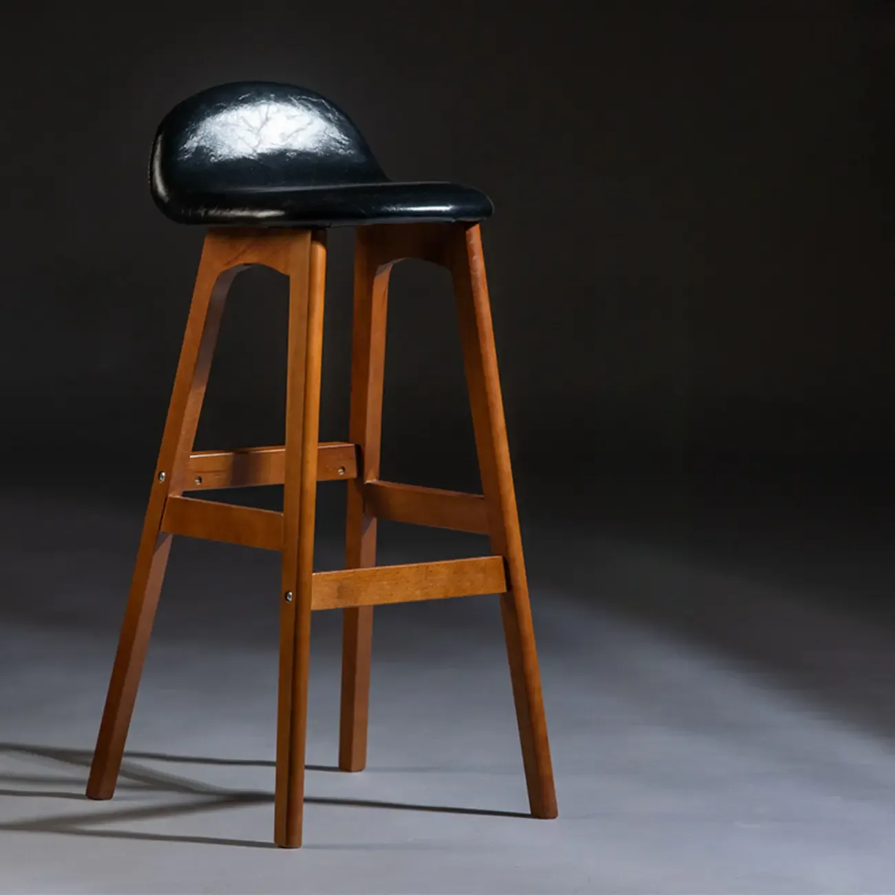 Bar Height Footrest Leather Low Back Wood Bar Stools Image - 15