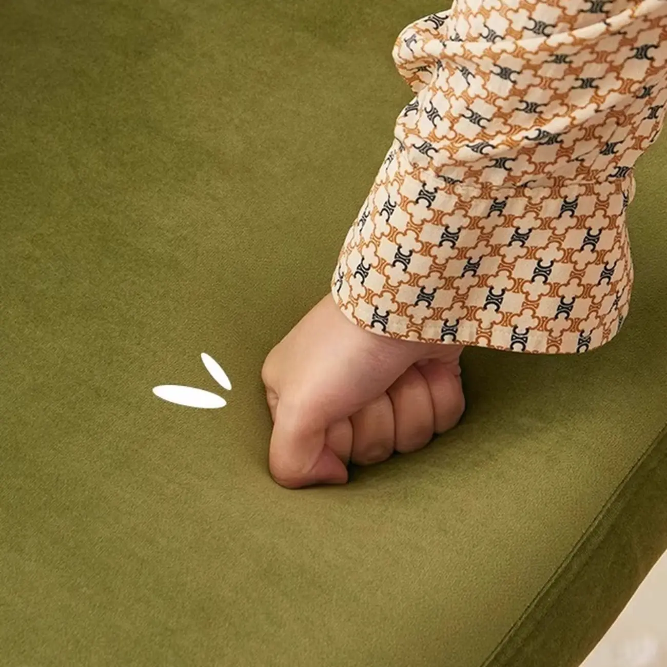 Mid-century Modern Upholstered Arm Dining Chair Low Back Image - 9 | homeyfad