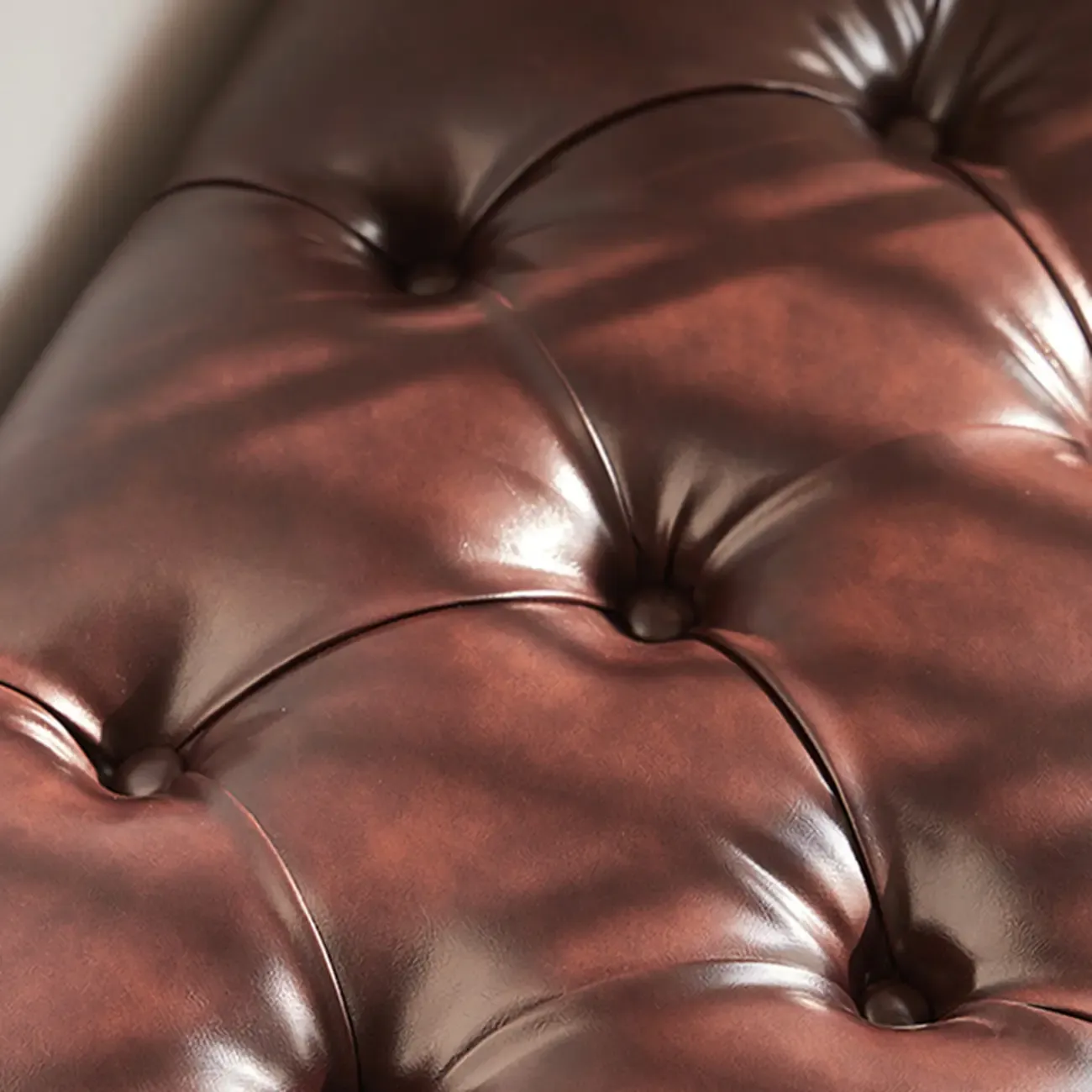 Traditional Upholstered Leather Bedroom Bench Flip-top Design Image - 8