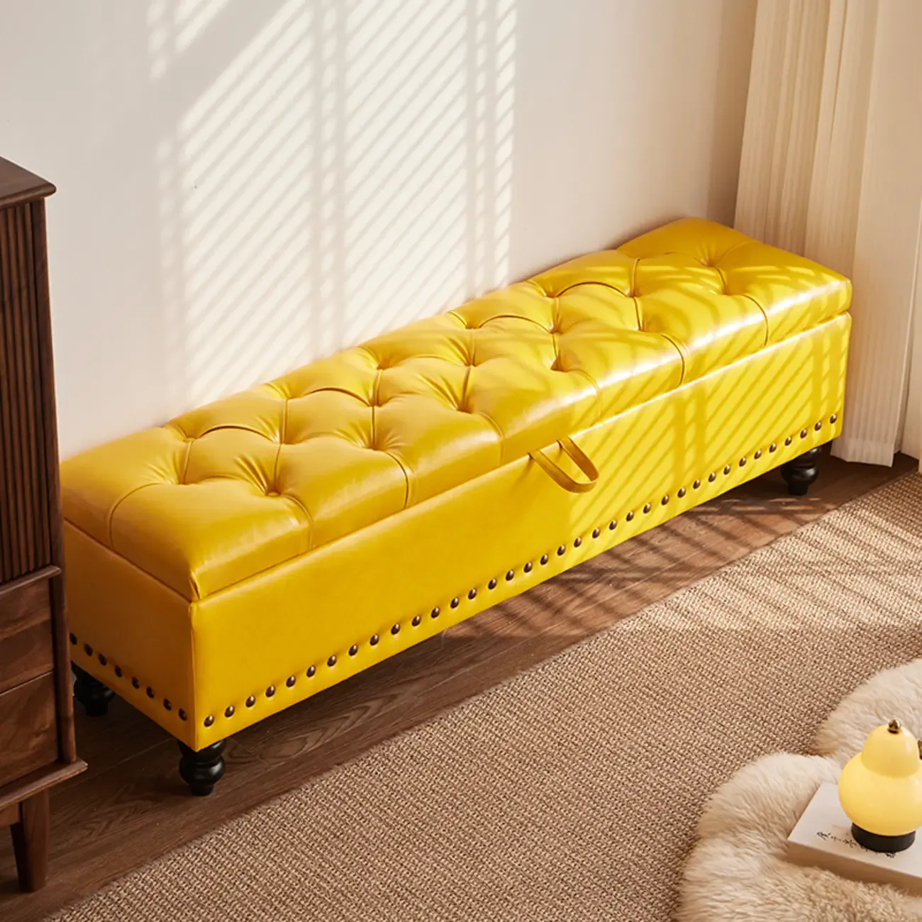 Traditional Upholstered Leather Bedroom Bench Flip-top Design Image - 9