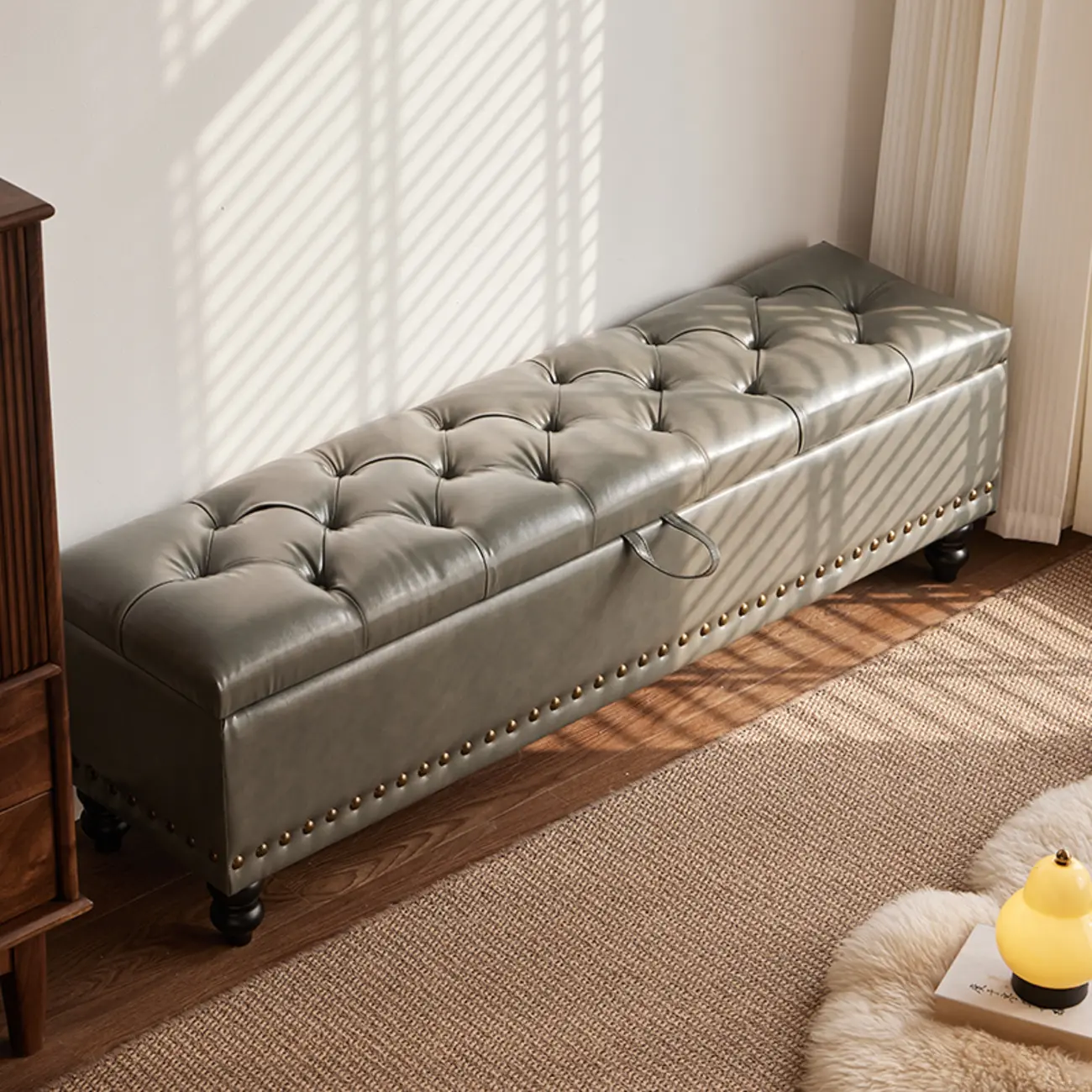 Traditional Upholstered Leather Bedroom Bench Flip-top Design Image - 12 | homeyfad