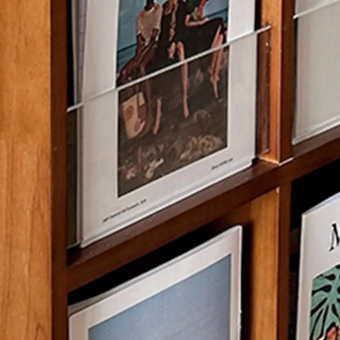 Organizing Shelf with 3-Shelf in Natural Wood, Vertical Closed Back Design Image - 4