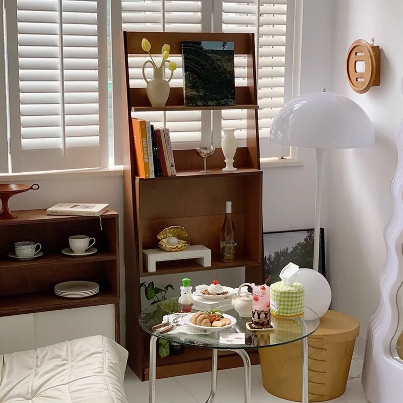 Elegant Vertical Wood Open Back Display Ladder Bookcase Image - 3 | homeyfad