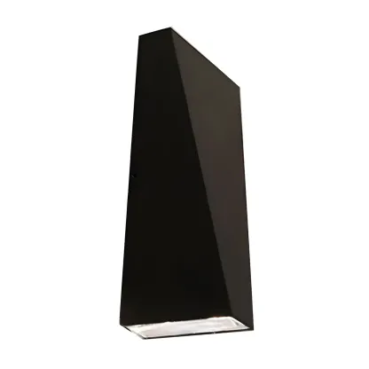 Modern Black Triangular Metal LED Outdoor Wall Light Image - 4