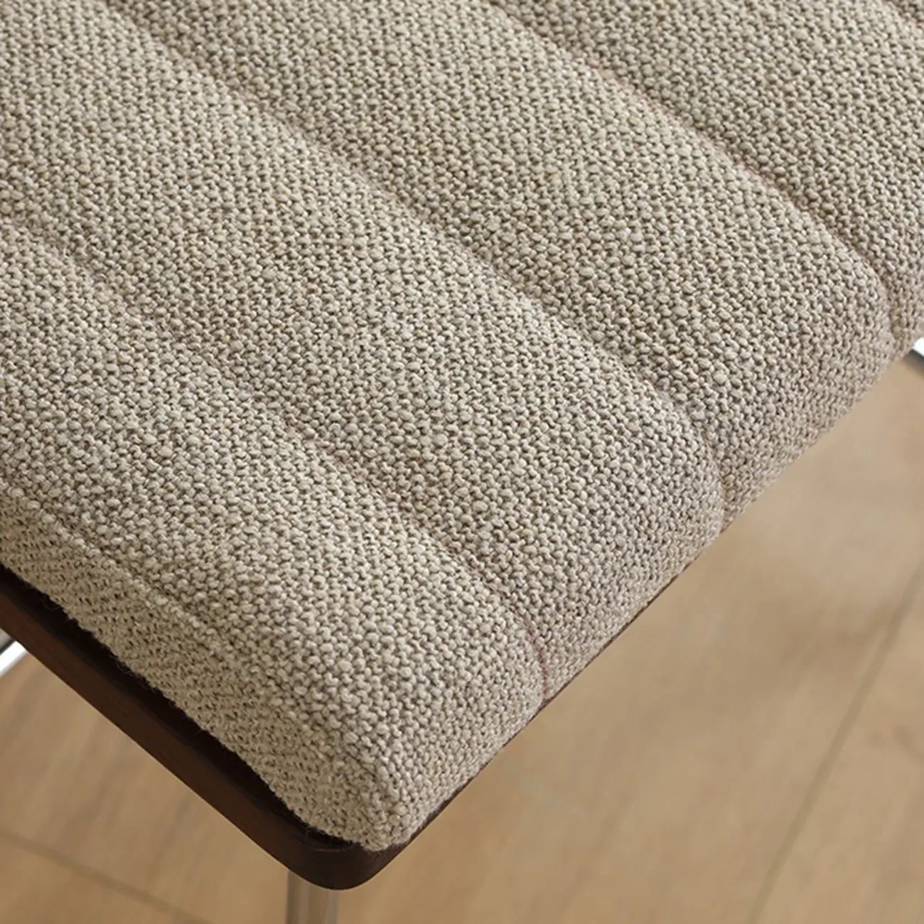 Mid-Century Modern Upholstered Dining Chair | homeyfad