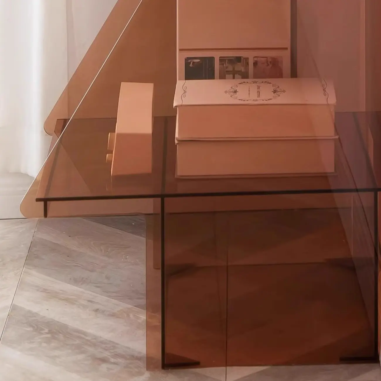 Artistic Acrylic Bookcase Vertical Stylish Display Shelf Image - 8 | homeyfad