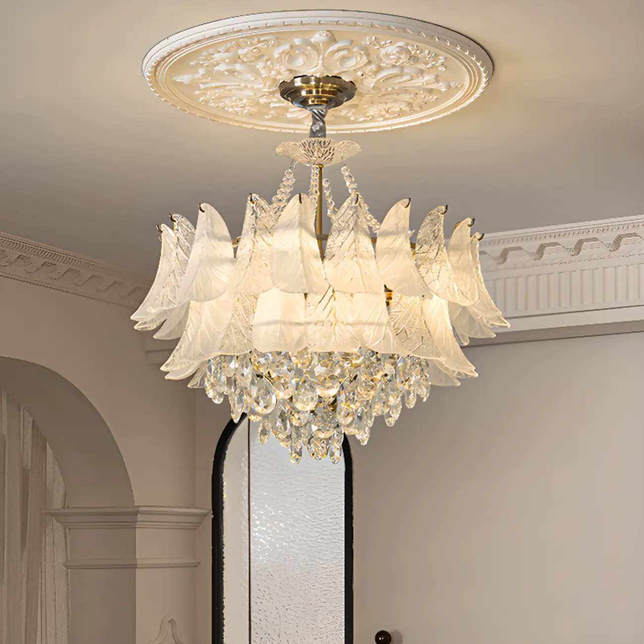 Glam Leaf Shaped Geometric Crystal Chandelier French-style Image - 5 | homeyfad