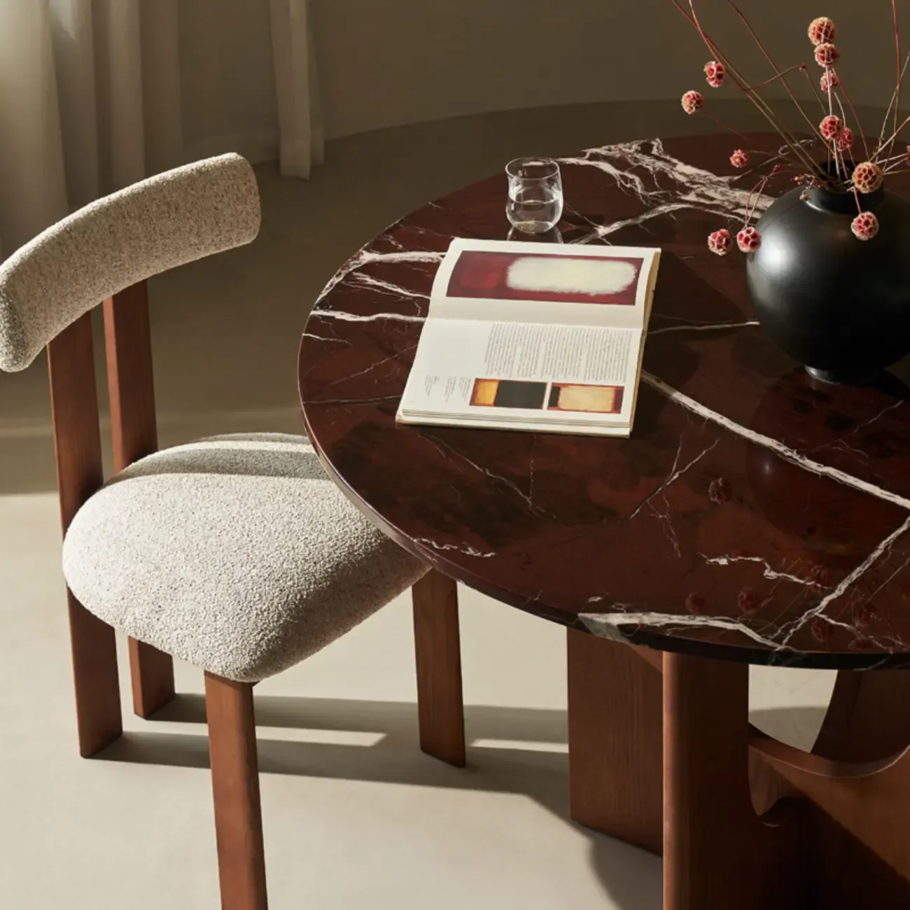 Modern Round Marble Top Pedestal Dining Table Image - 8