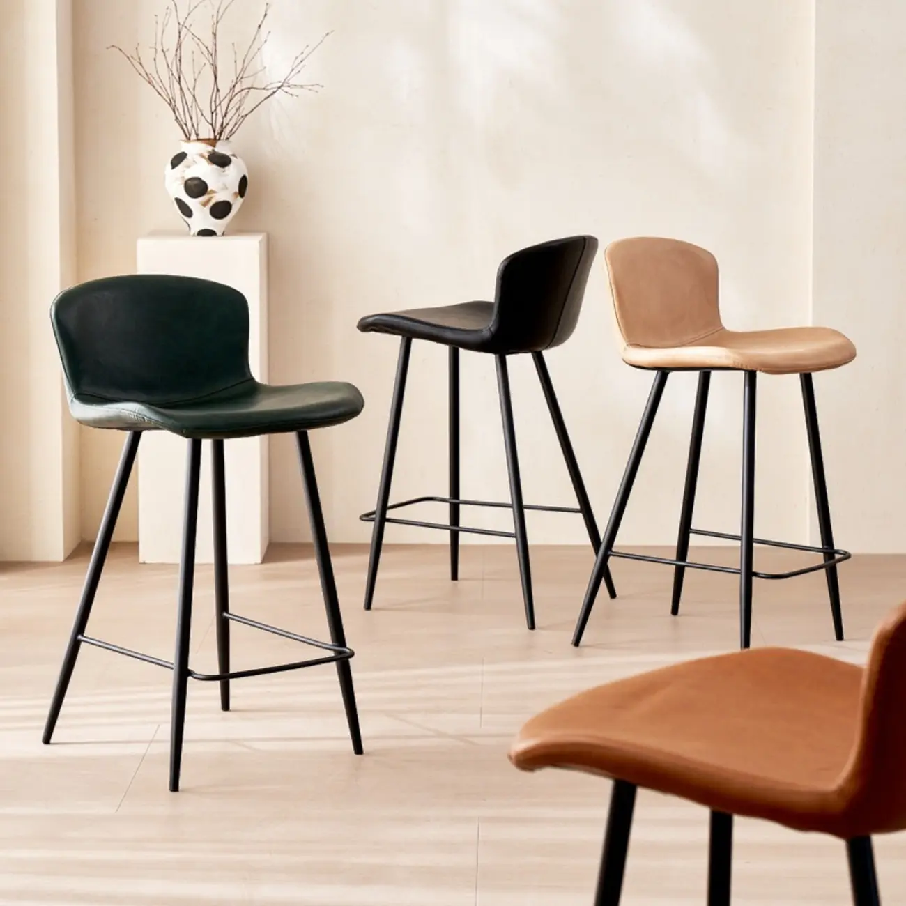 Mid-Century Modern Leather Bucket Bar Stools with Low Back Image - 3 | homeyfad