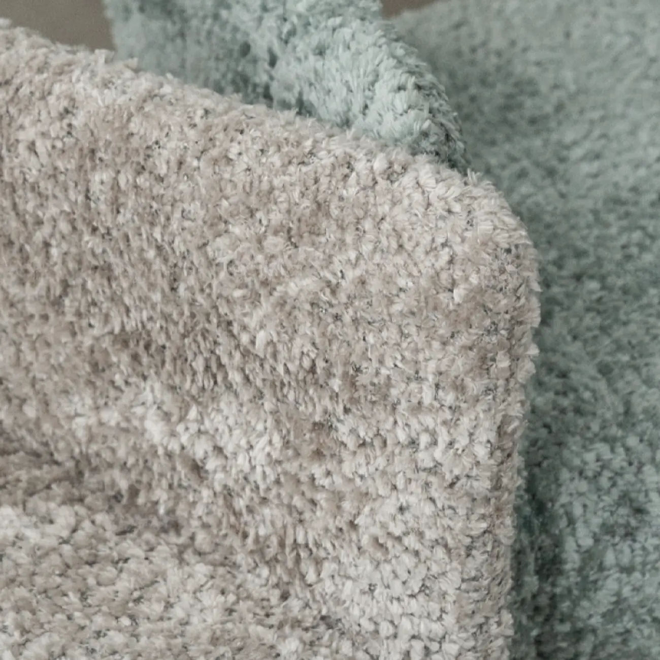 Minimalist Sherpa Open Back Upholstered Arm Chairs Image - 8 | homeyfad