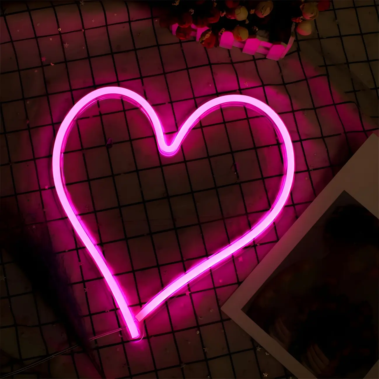 Simple Pink Heart USB Neon Night Light Image - 1 | homeyfad