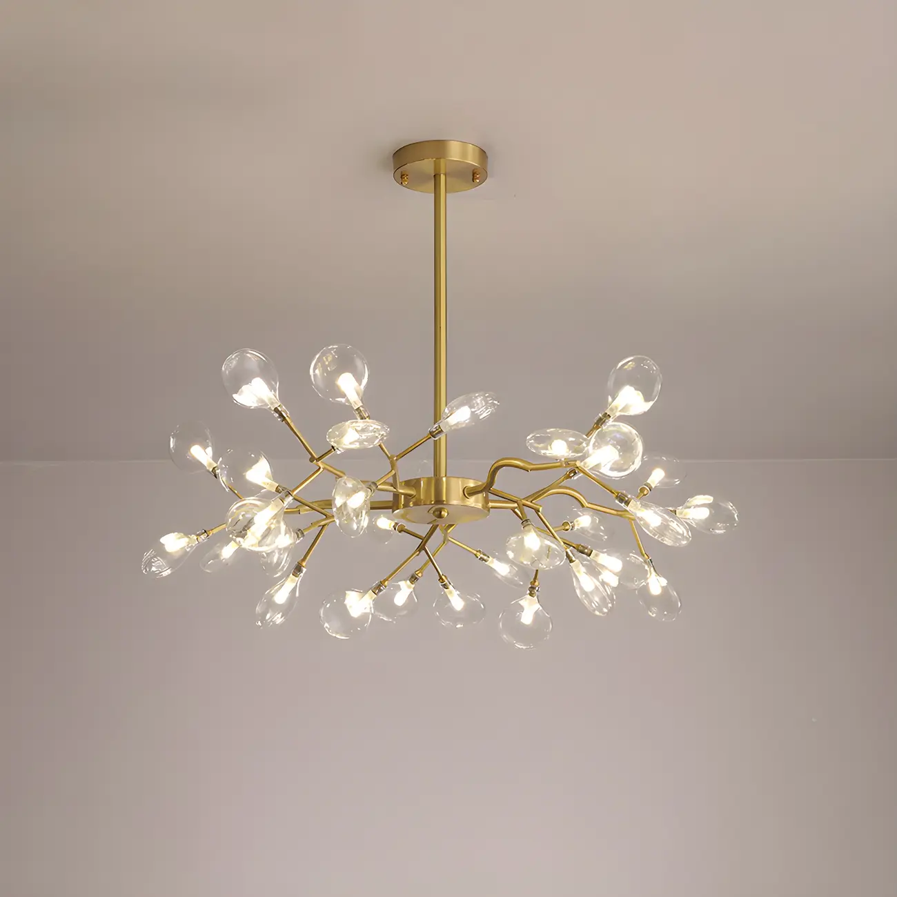Exquisite Starburst Branches Chandelier in Brass/Gold Image - 3 | homeyfad
