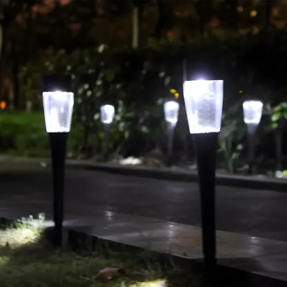 Contemporary Solar Tapered Spike Landscape Lighting Image - 1