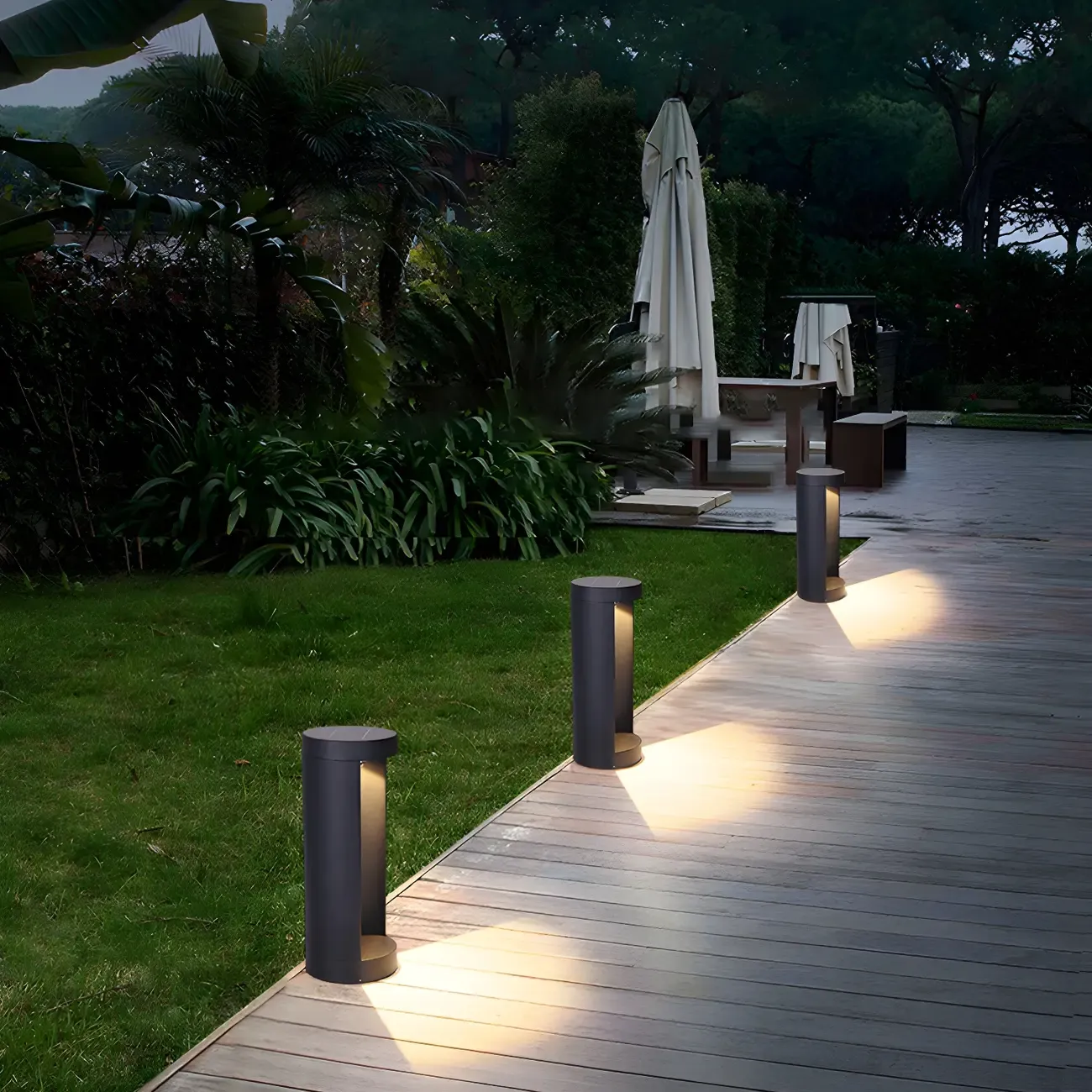 Contemporary Cylinder Solar Modern Landscape Lighting Image - 2