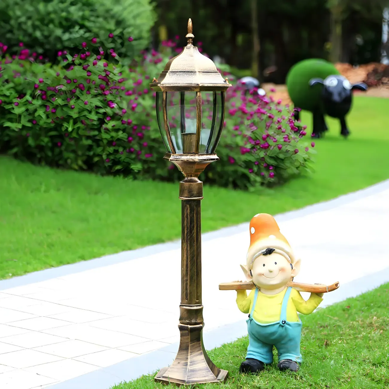 Vintage Post Lantern Durable Metal Landscape Lighting Image - 3