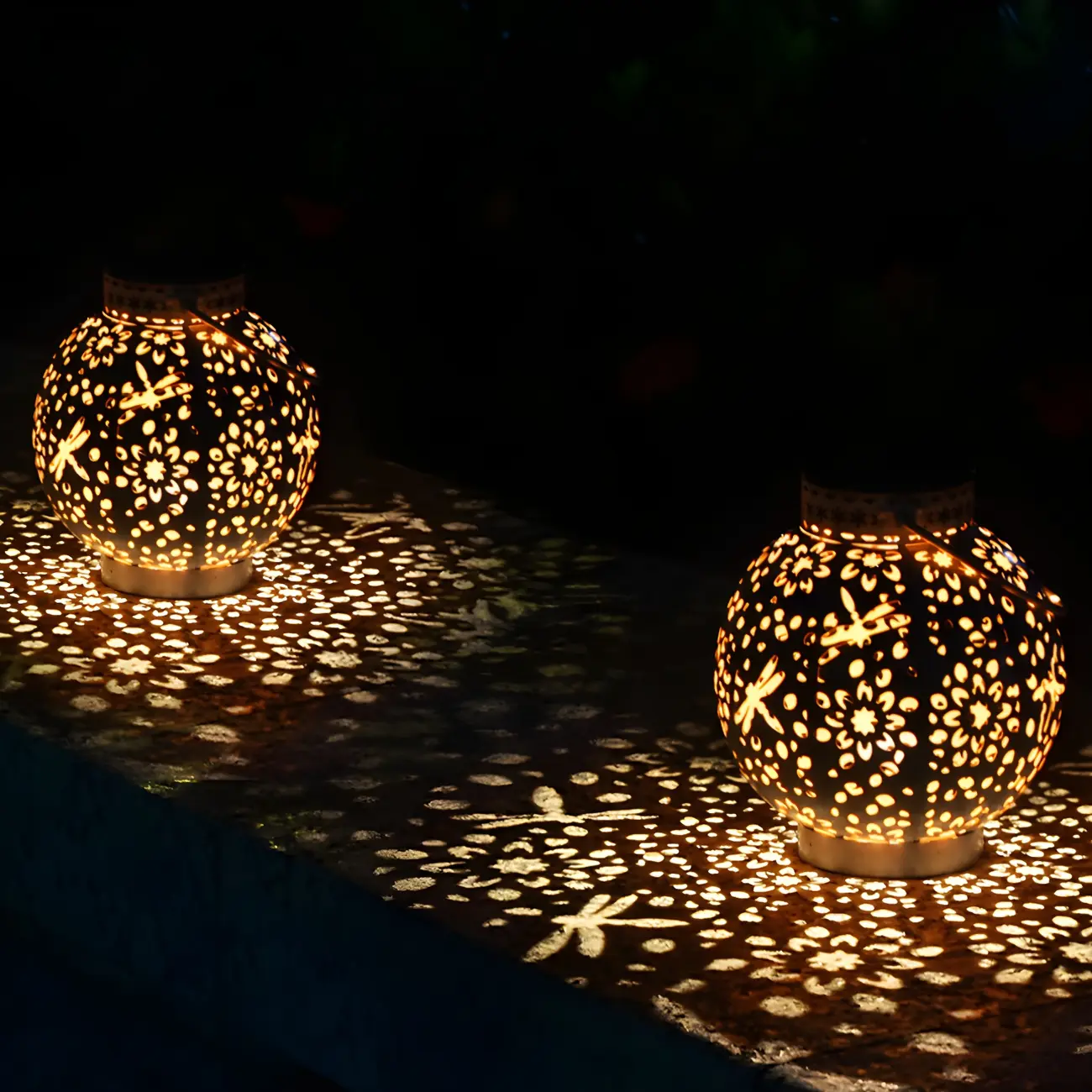 Metallic Hollow-out Lantern LED Pendant Light Art Decor White Solar Hanging Lamp for Garden Image - 2 | homeyfad