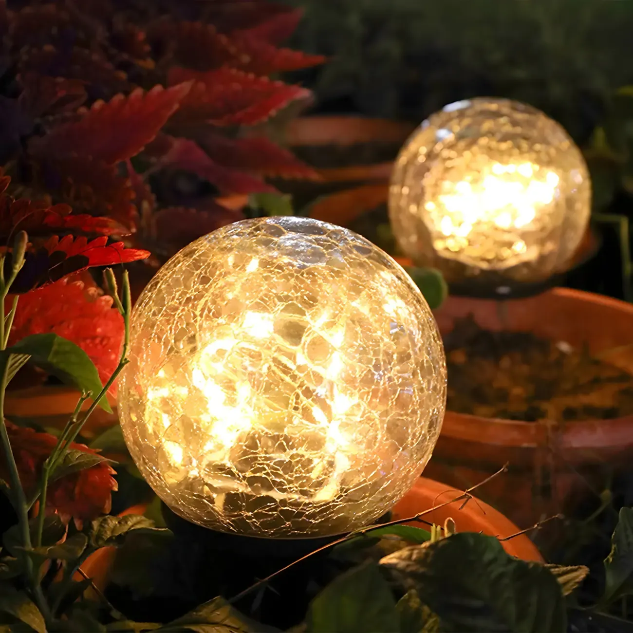 Simplicity Crackle Glass Ball Landscape Lighting Image - 2