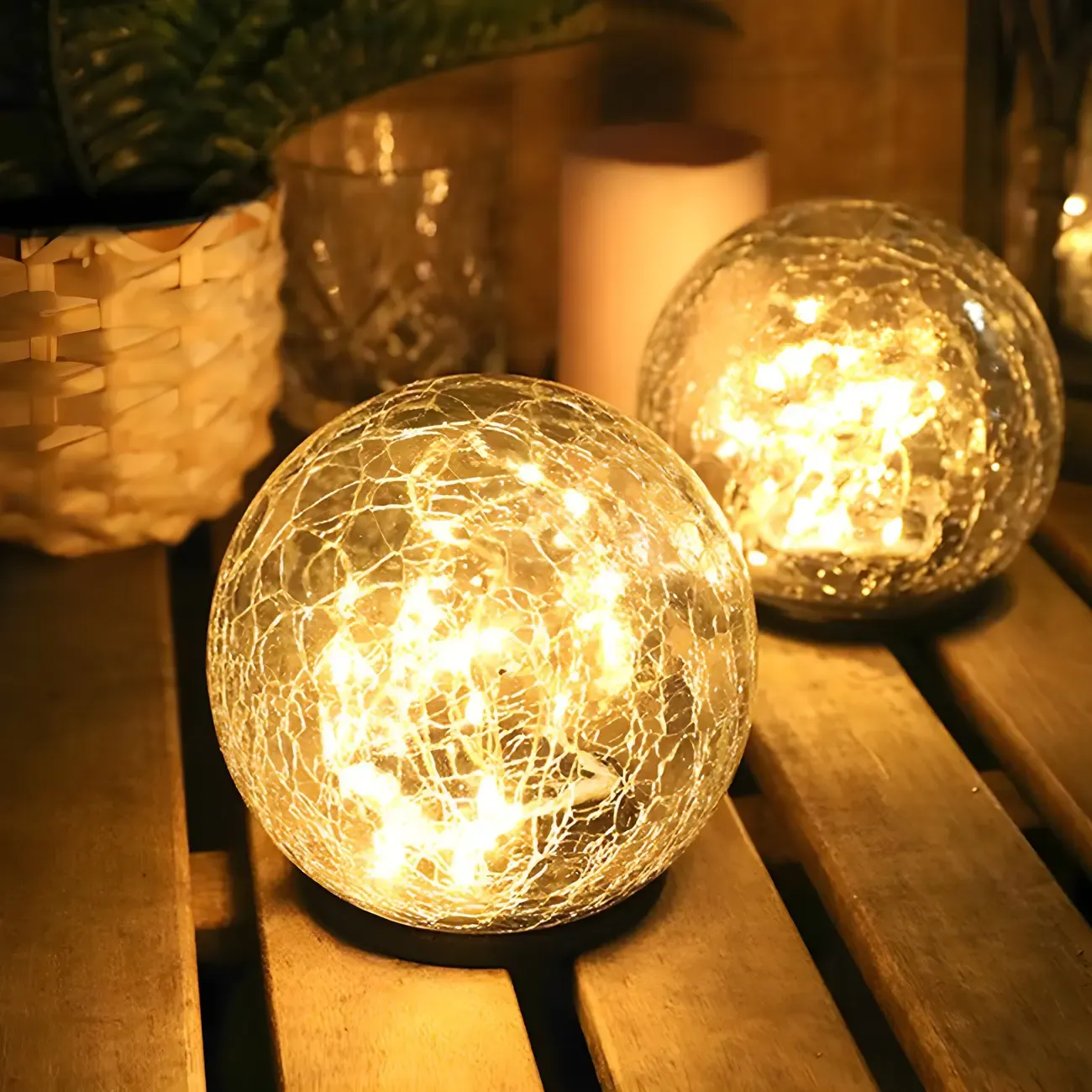 Simplicity Crackle Glass Ball Landscape Lighting Image - 3