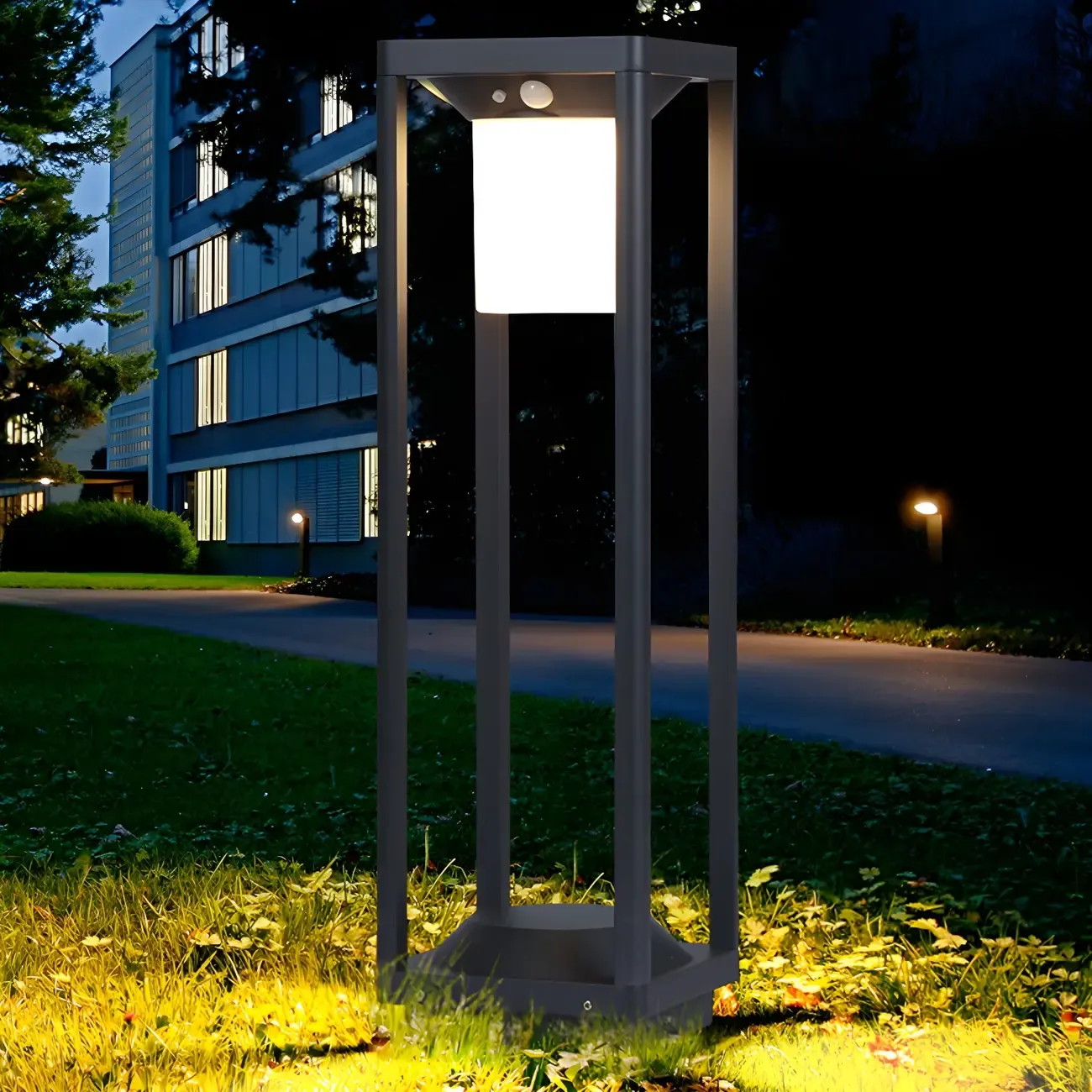 Contemporary Metal Black Open Landscape Lighting Image - 1