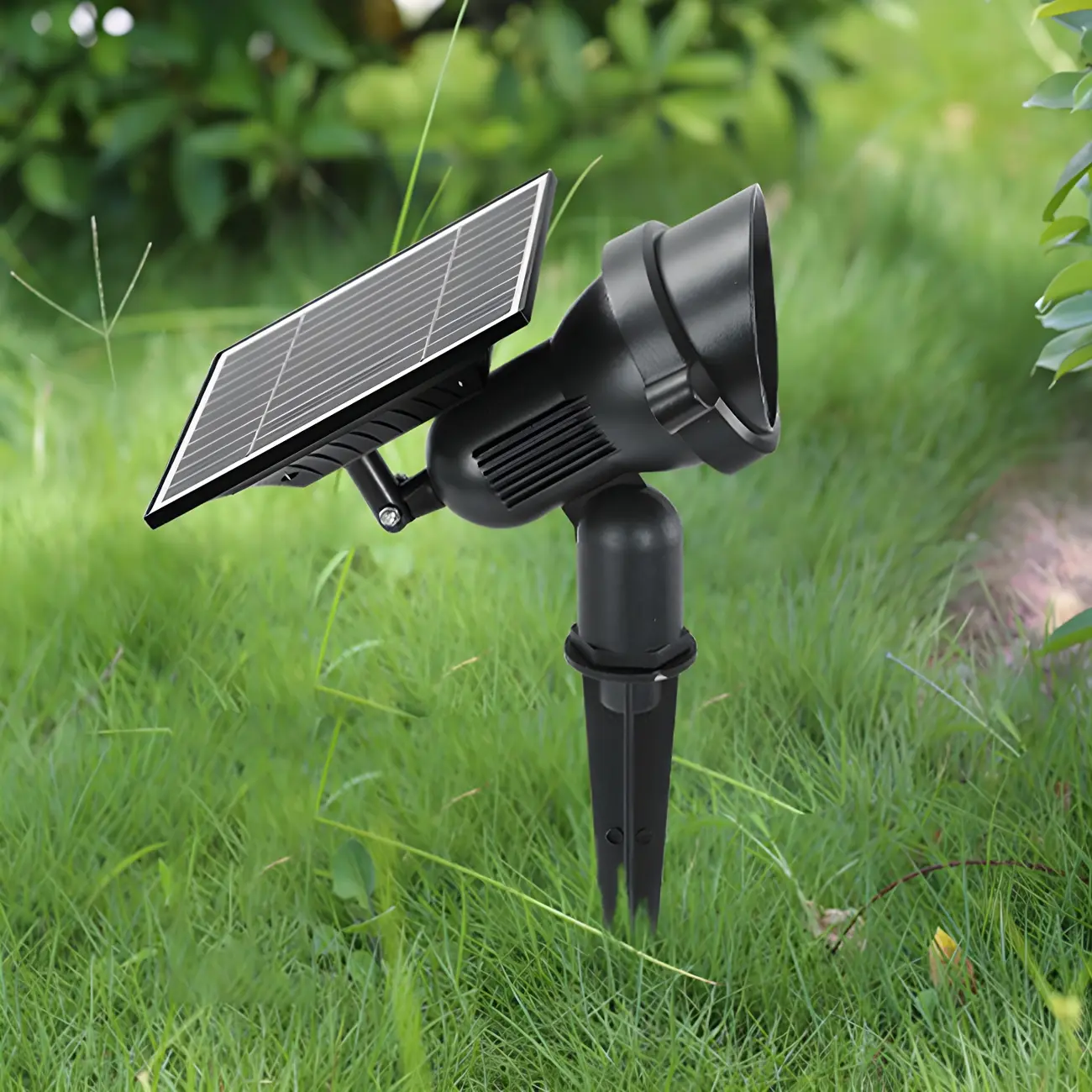 Modern Solar Black Adjustable Spike Landscape Lighting Image - 1 | homeyfad